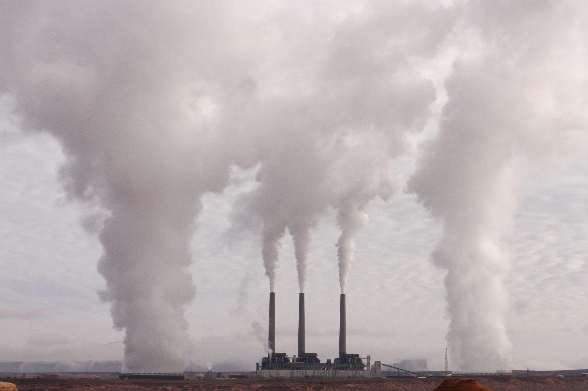 Mercado de derechos de emisión de CO2: qué es y cómo funciona