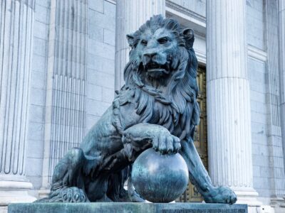 Gestión de RAEE en España leyes, organismos y desafíos